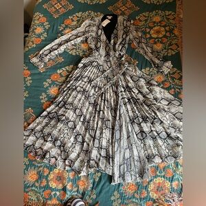 H&M Wrap around Maxi Dress (P-5)